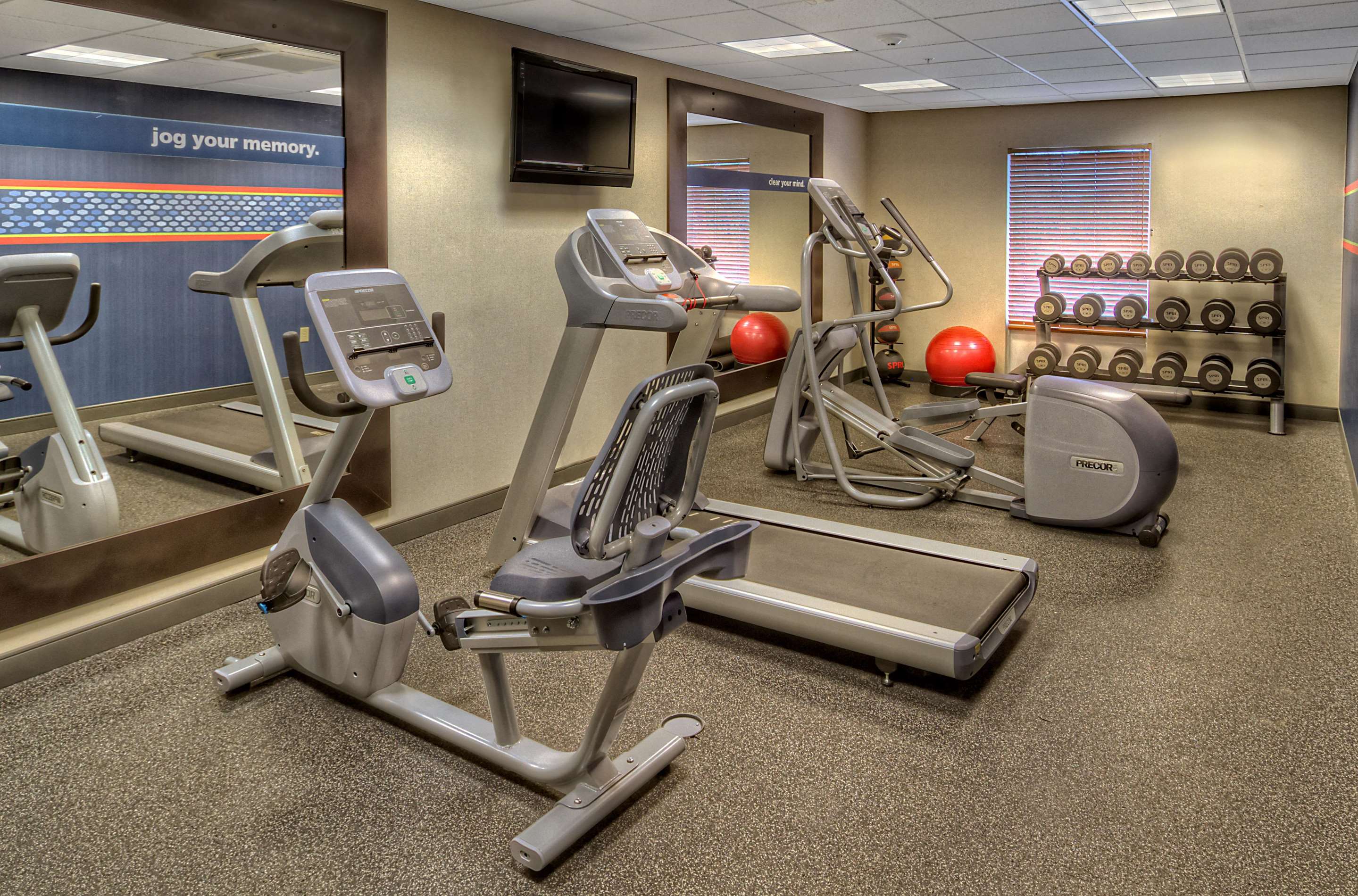 Health club | Hampton Inn and Suites Destin/Sandestin Area, FL