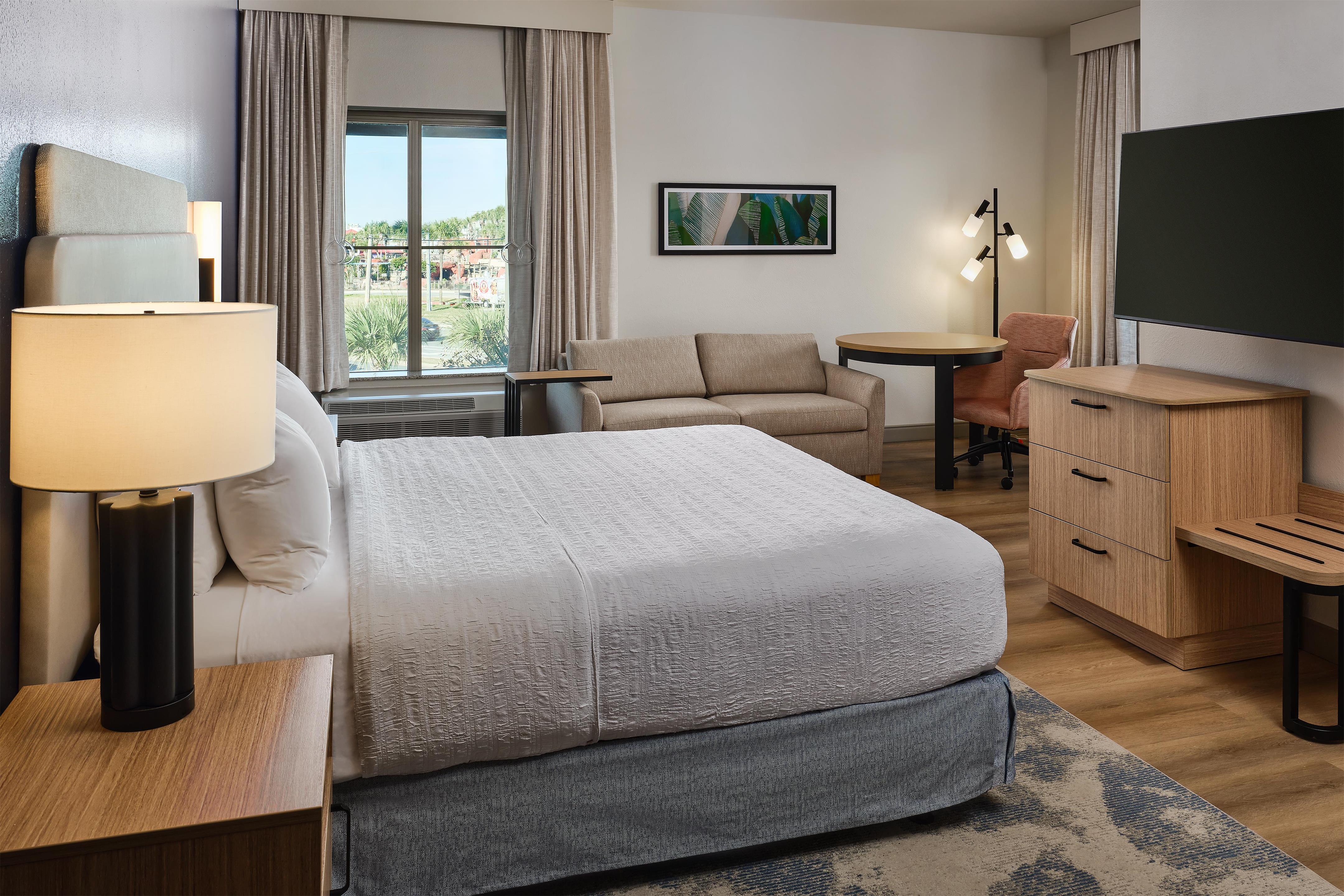 Guest room