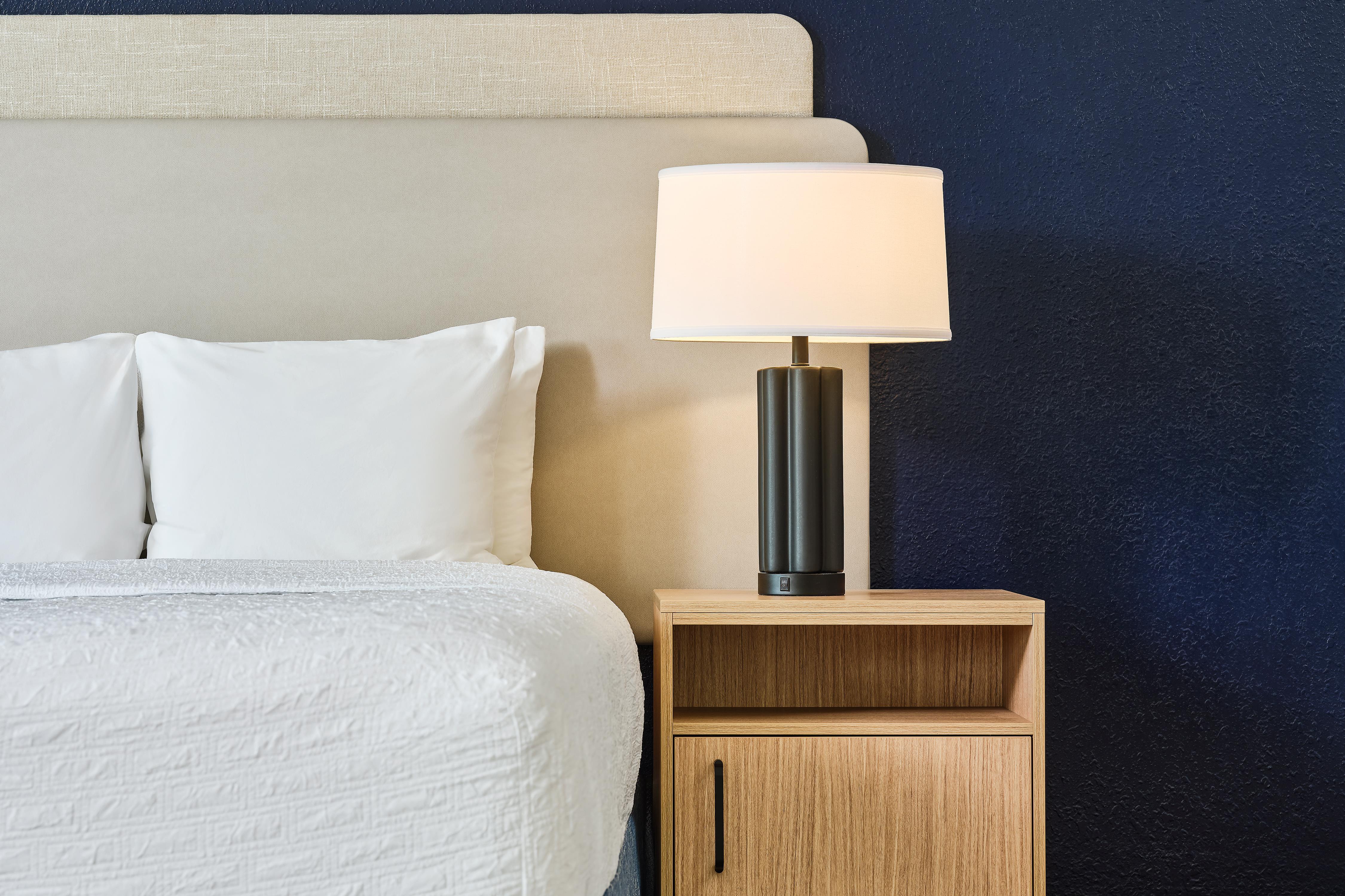 Hampton Inn & Suites by Hilton Destin Room Type - 1 KING STUDIO SUITE NS4