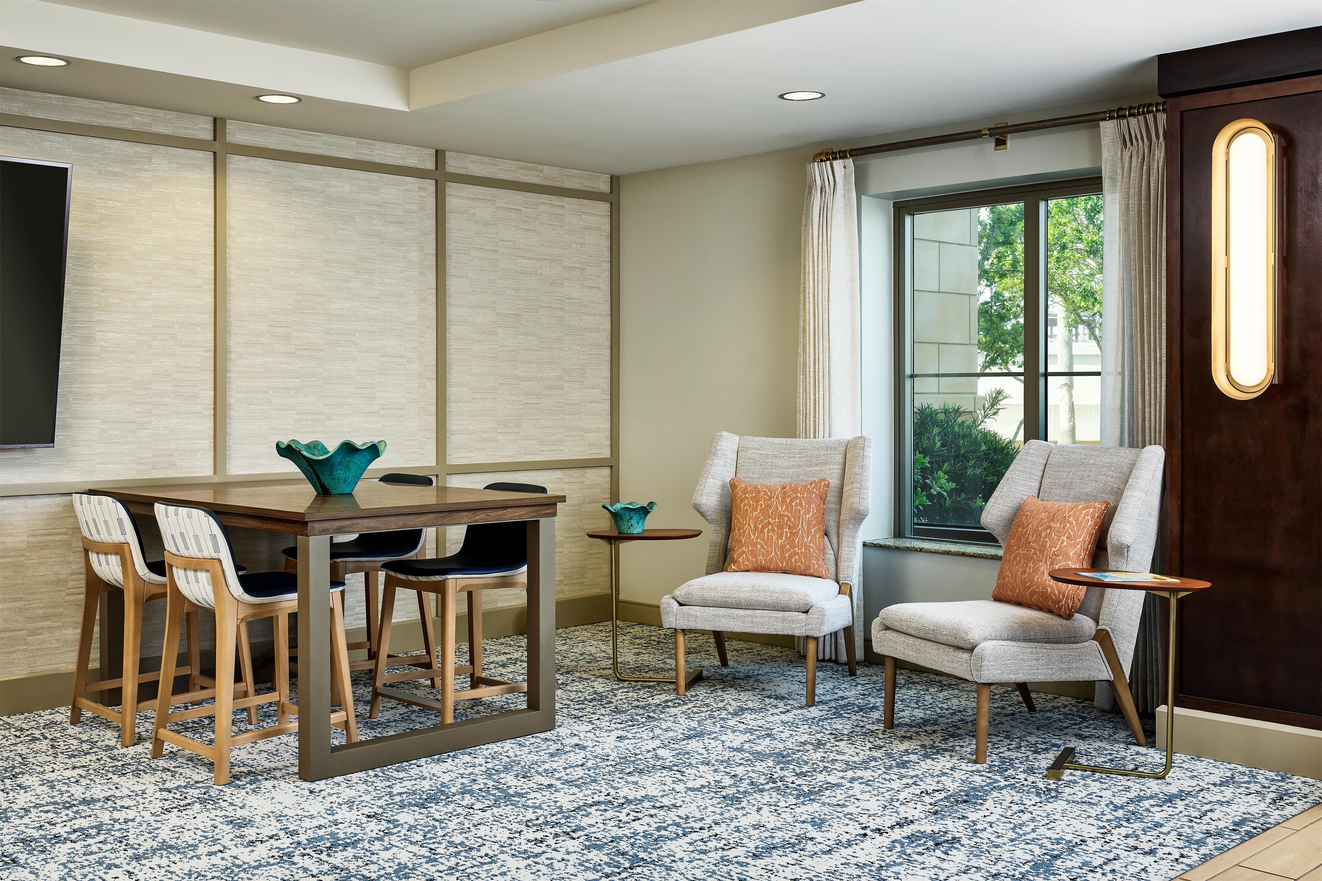 Lobby | Hampton Inn & Suites Destin
