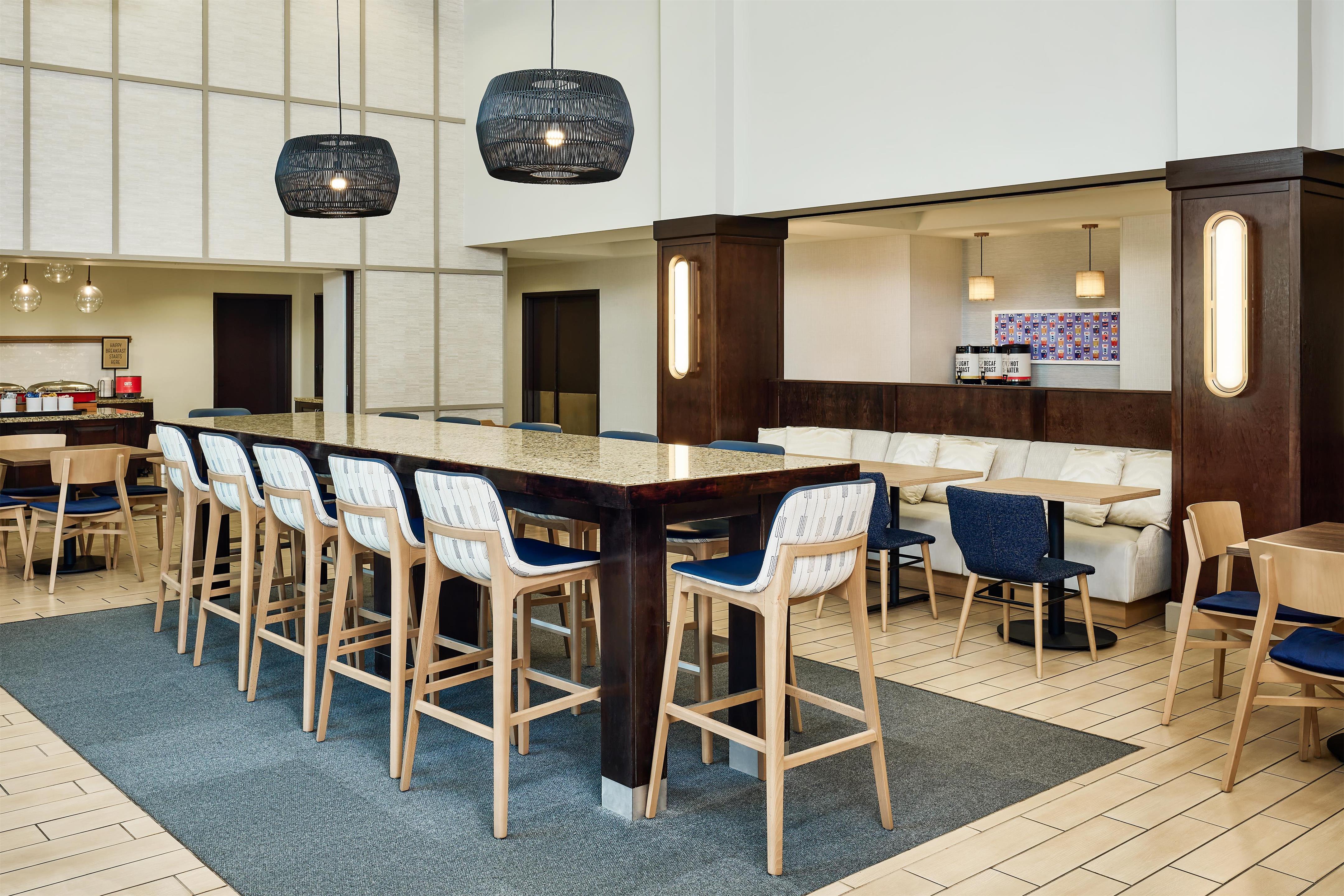 Lobby | Hampton Inn & Suites Destin