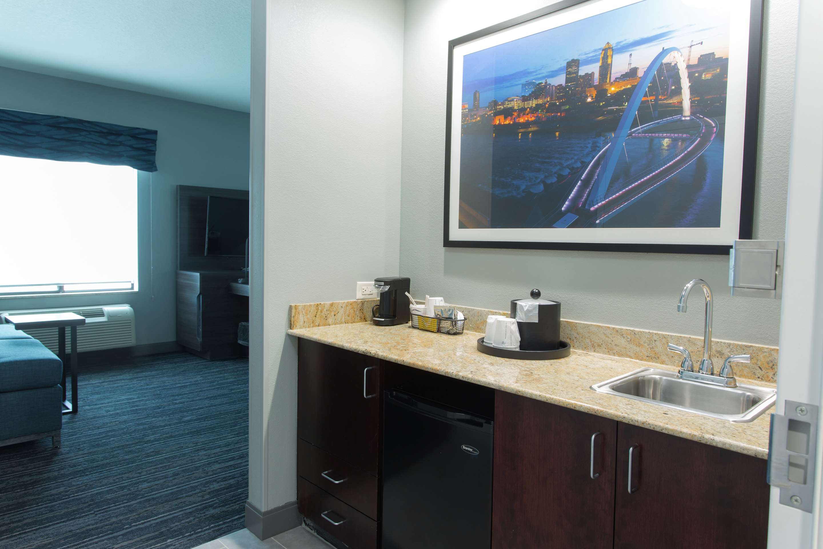 Guest room