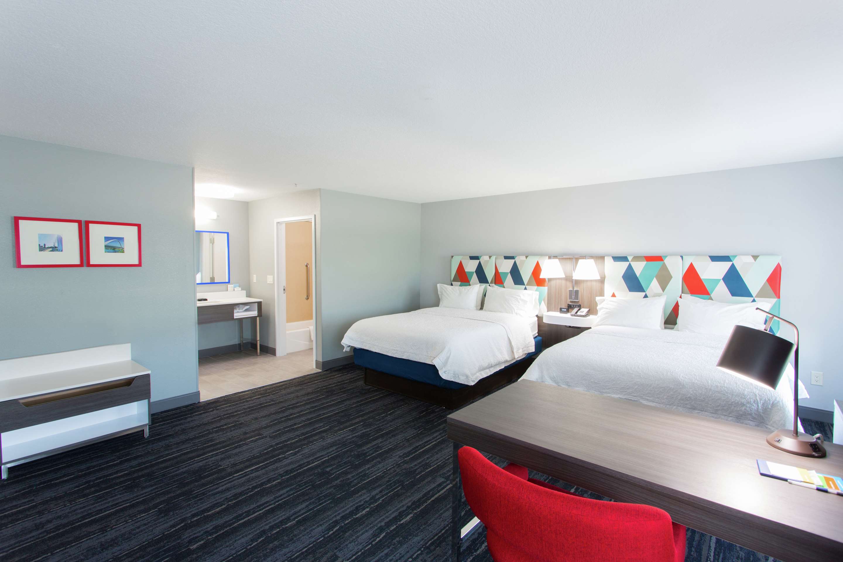 Guest room