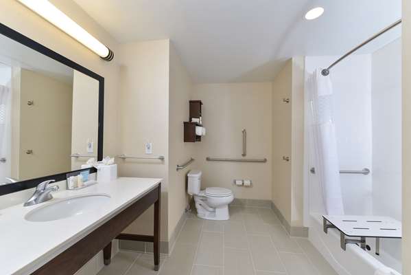  - Hampton Inn & Suites Downtown Des Moines