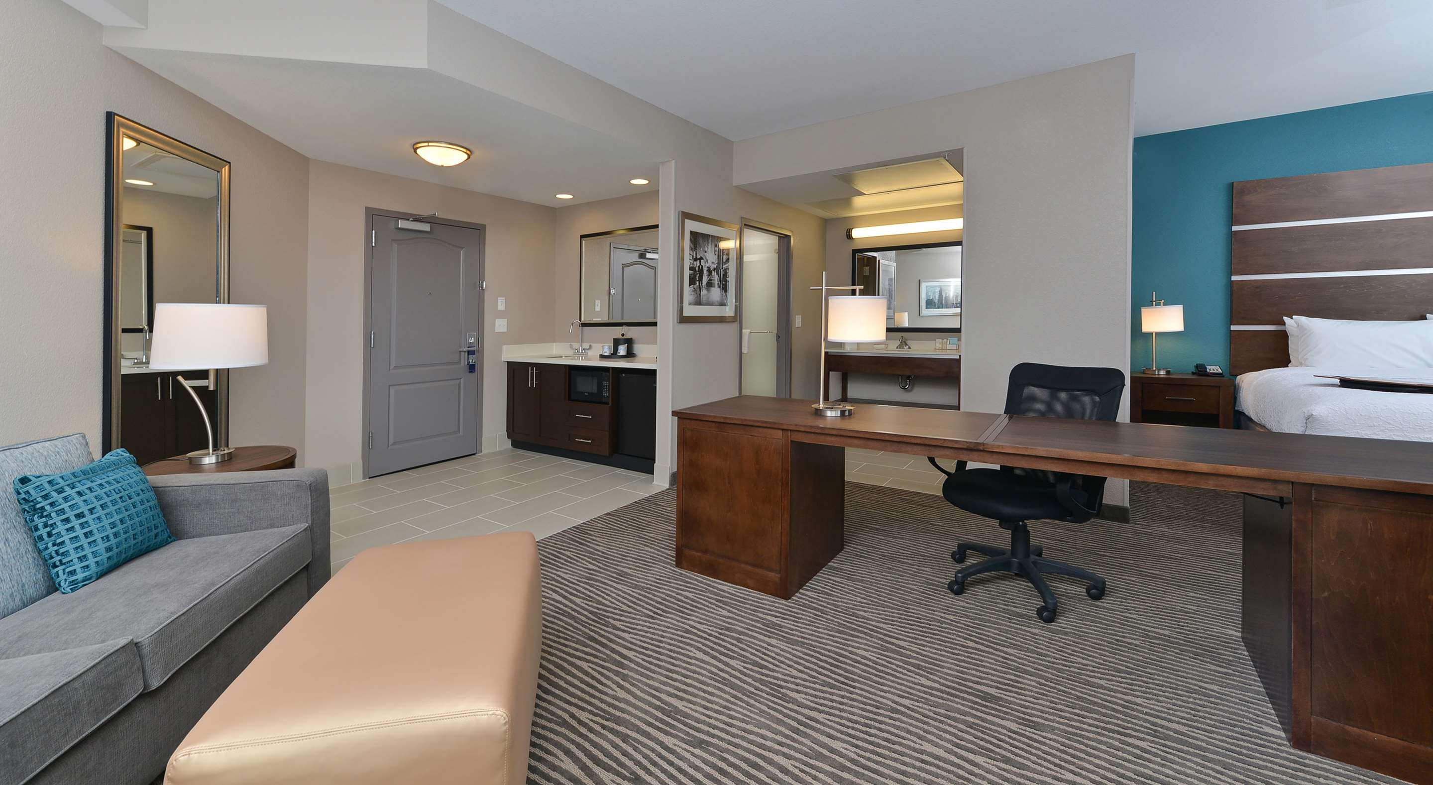 Guest room