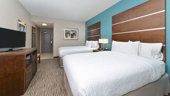  - Hampton Inn & Suites Downtown Des Moines
