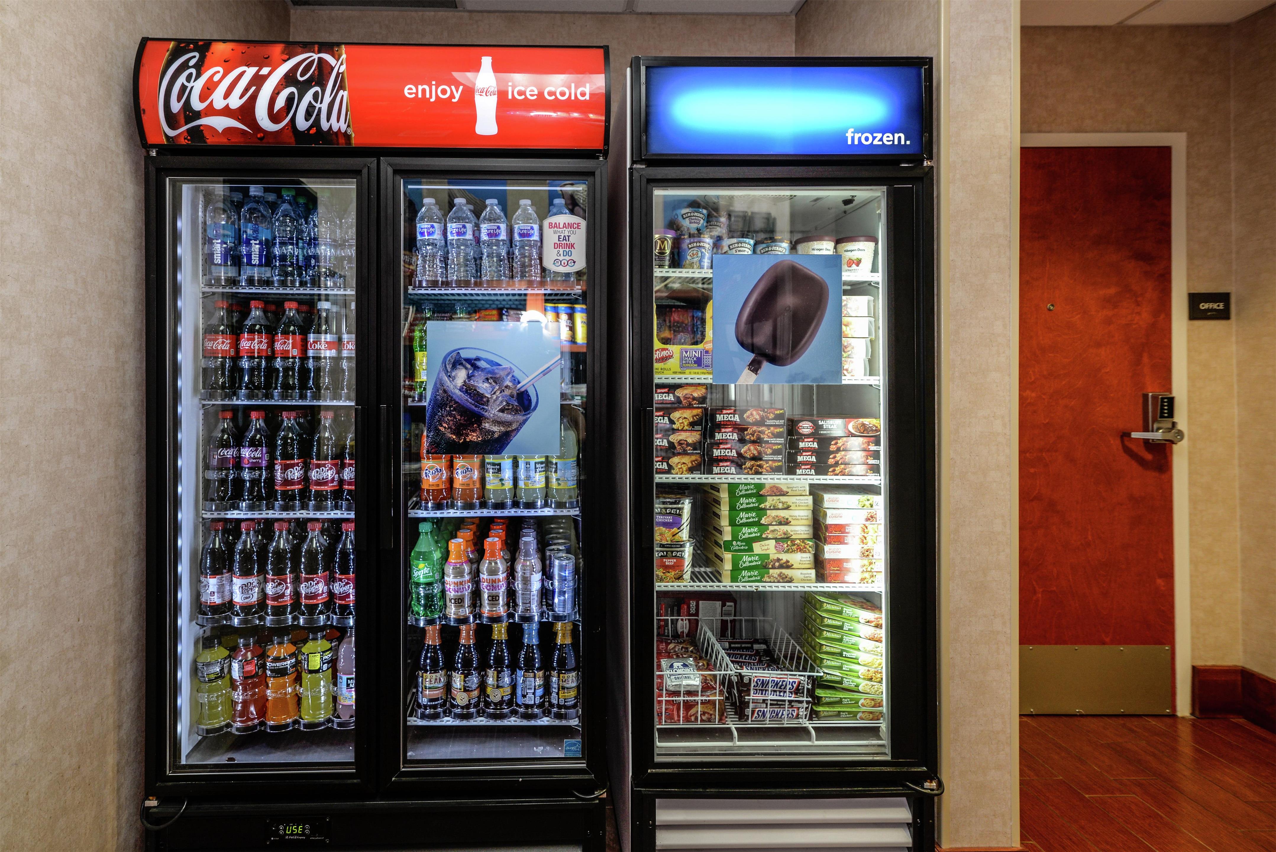 Restaurant | Hampton Inn and Suites Detroit/Chesterfield Township