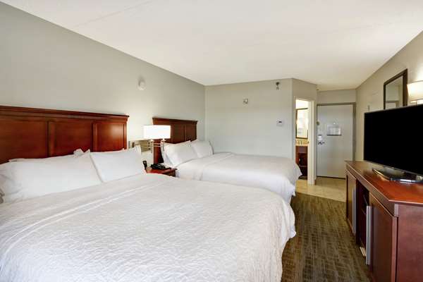  - Hampton Inn Madison Heights - I-75, Exit 65