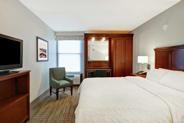  - Hampton Inn Madison Heights - I-75, Exit 65