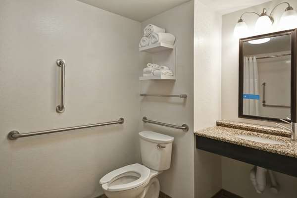  - Hampton Inn Madison Heights - I-75, Exit 65