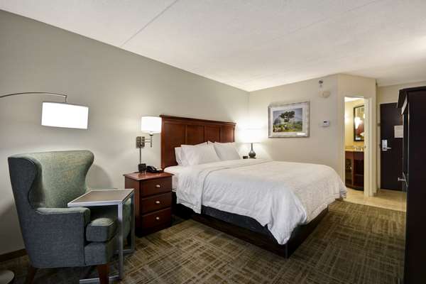  - Hampton Inn Northville - I-96 & I-275, Exit 167
