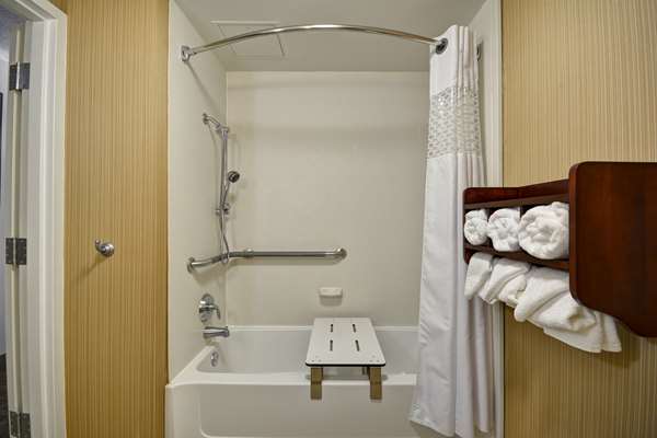  - Hampton Inn Northville - I-96 & I-275, Exit 167