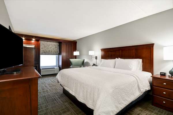 - Hampton Inn Northville - I-96 & I-275, Exit 167