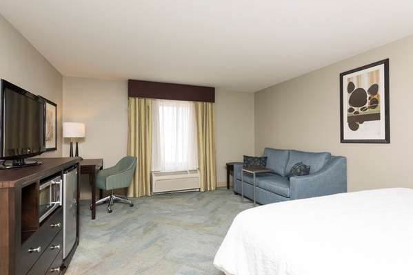 - Hampton Inn Clinton Township
