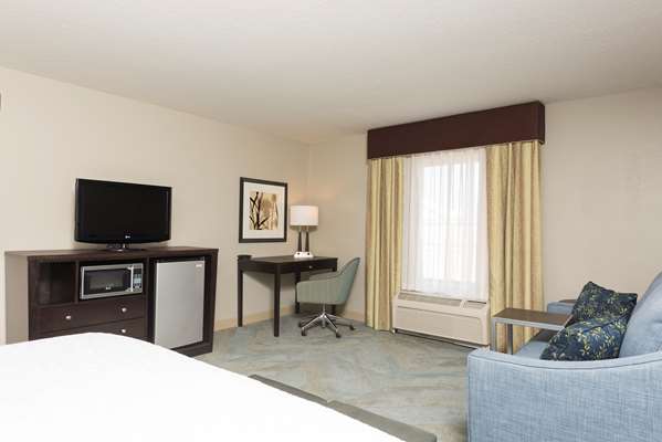  - Hampton Inn Clinton Township