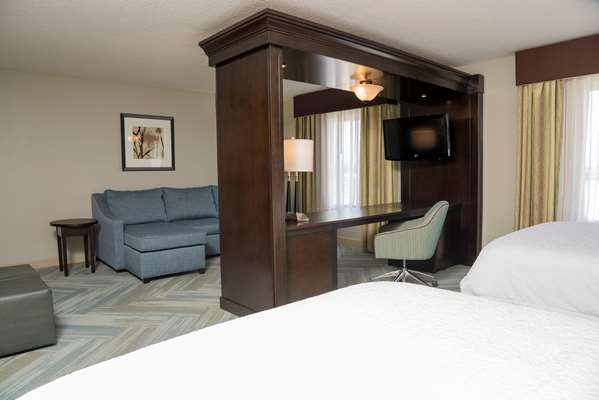 - Hampton Inn Clinton Township