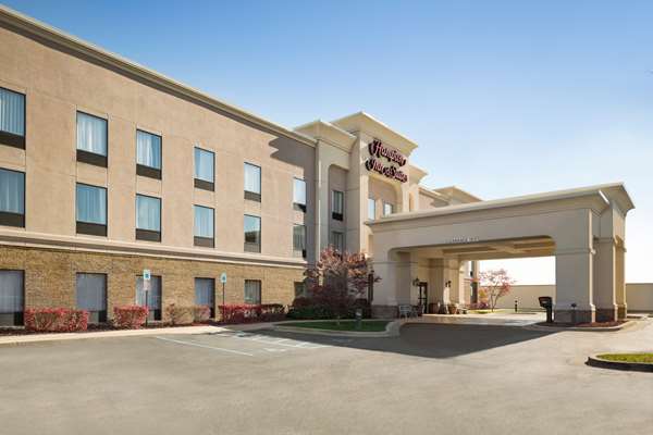 Exterior view - Hampton Inn & Suites Sterling Heights