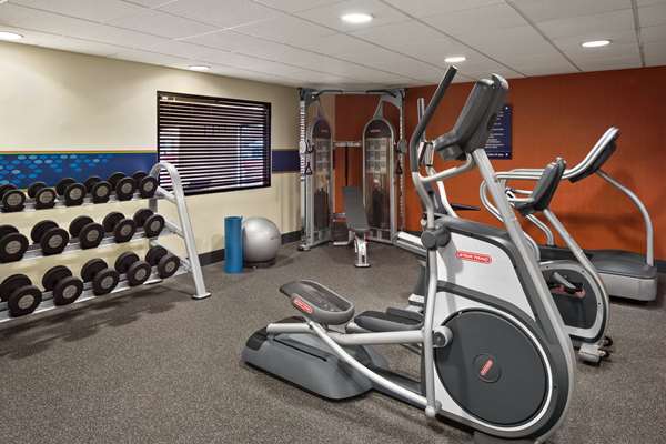 Fitness/ Exercise Room - Hampton Inn & Suites Sterling Heights