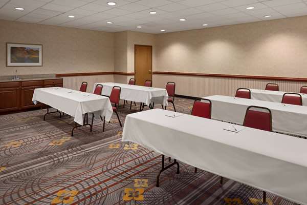  - Hampton Inn & Suites Sterling Heights