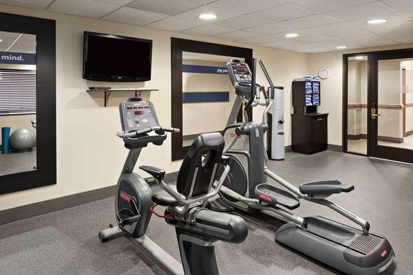 Fitness/ Exercise Room - Hampton Inn & Suites Sterling Heights