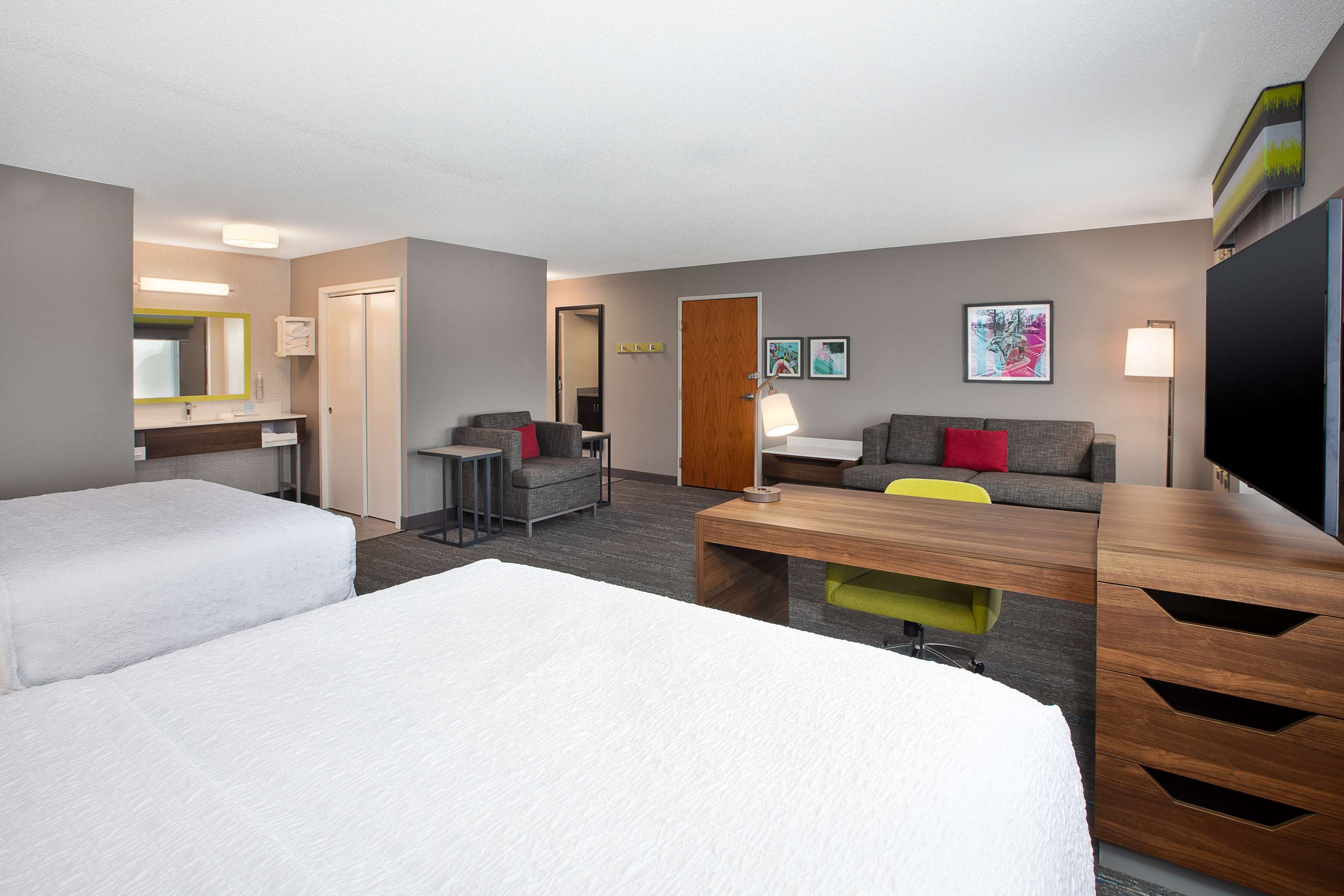 Guest room