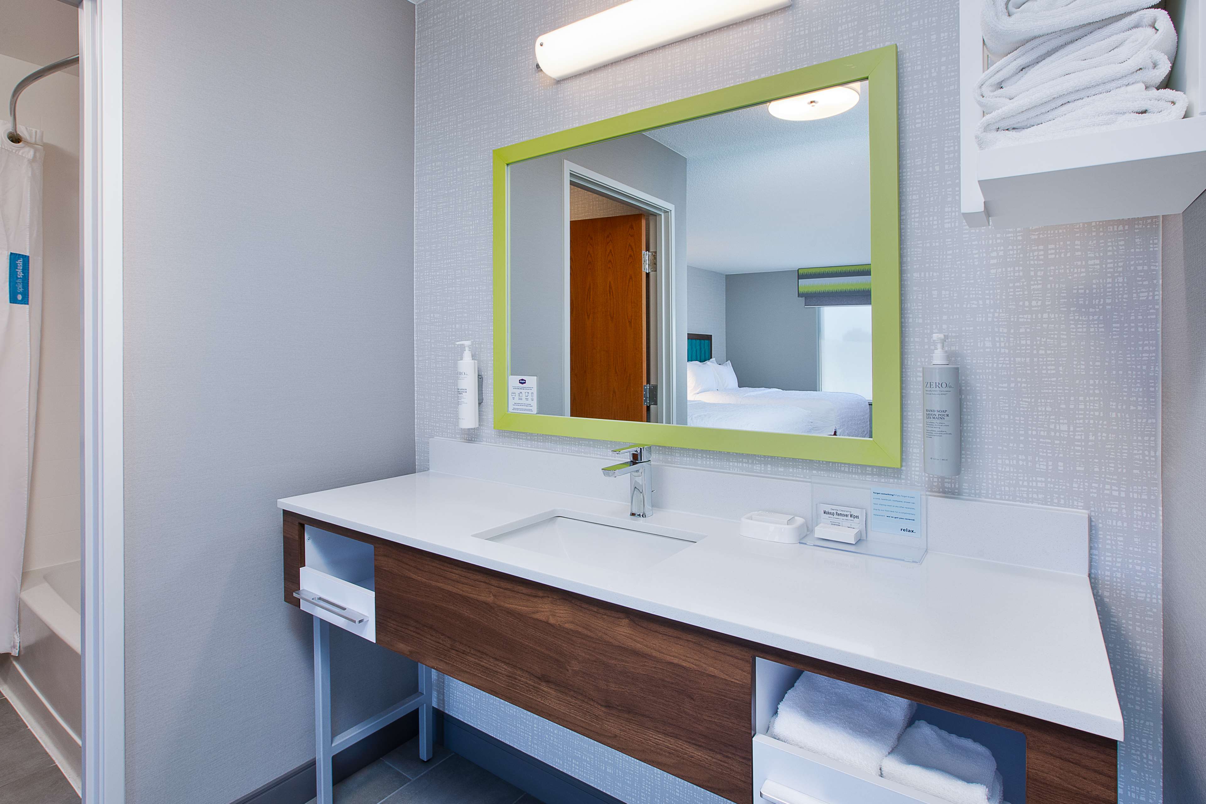 Hampton Inn Detroit - Shelby Township Room Type - 2QNS STUDIO SOFABED NOSMOK