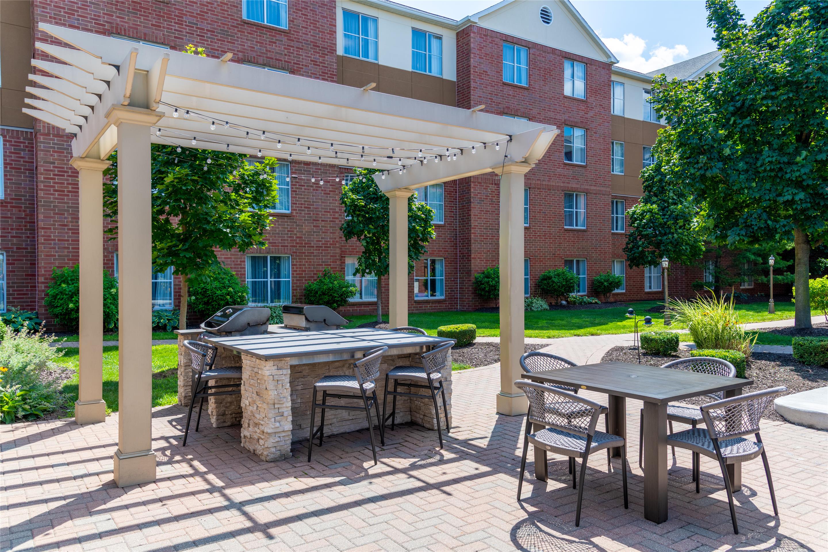 Exterior | Homewood Suites by Hilton Detroit-Troy