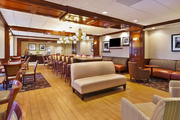 Amenities - Hampton Inn Southgate - I-75, Exit 37