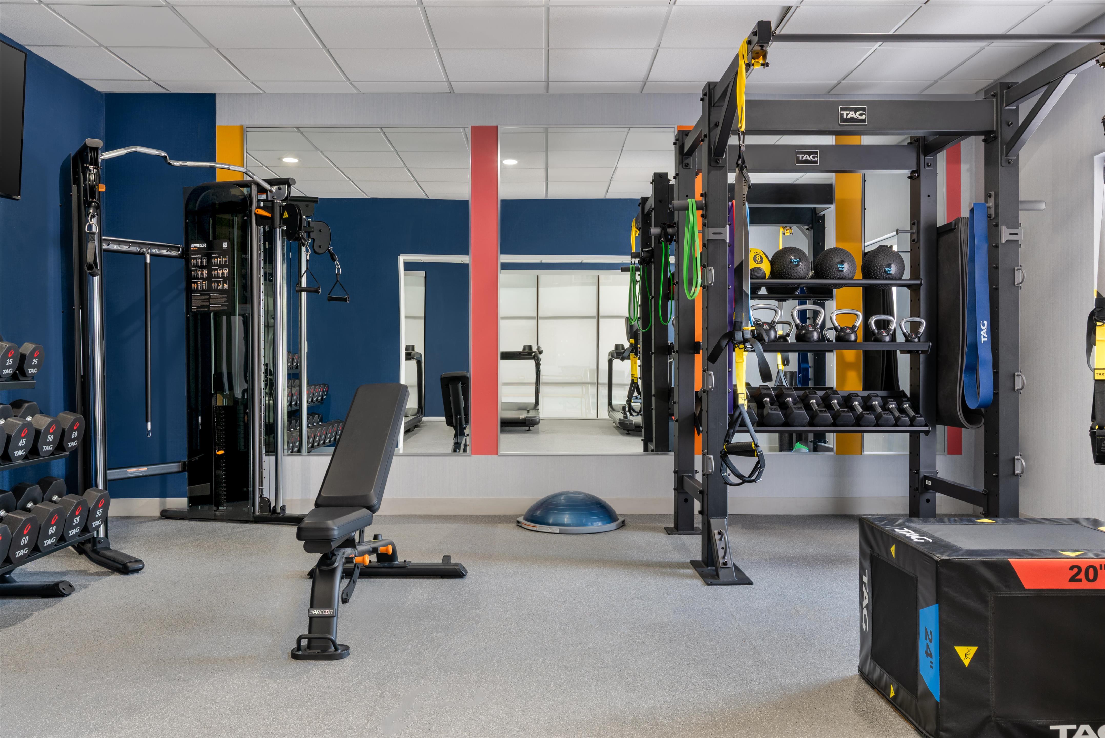 Health club fitness center gym | Hampton Inn Detroit/Southgate