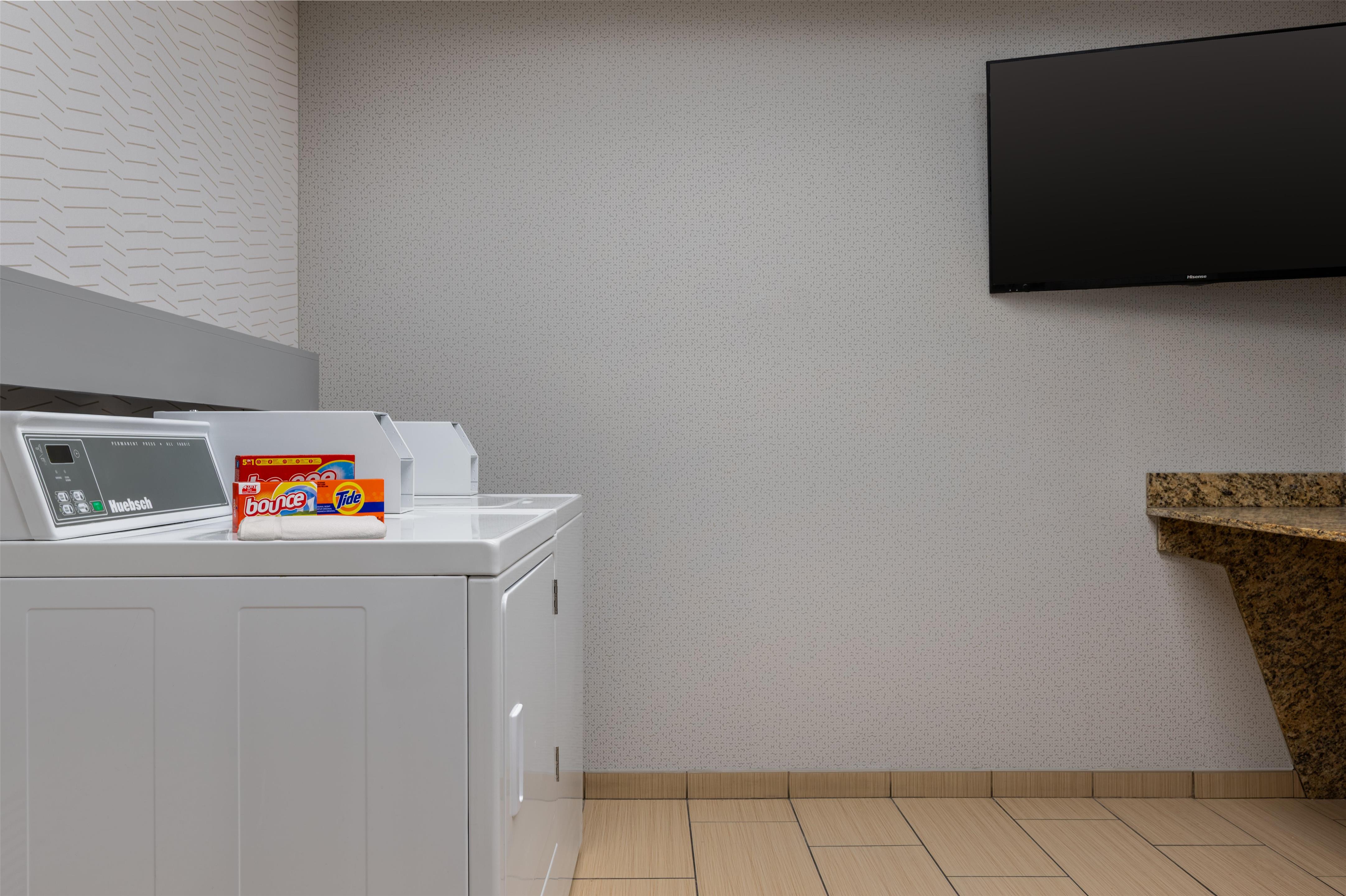 Laundry | Hampton Inn Detroit/Southgate