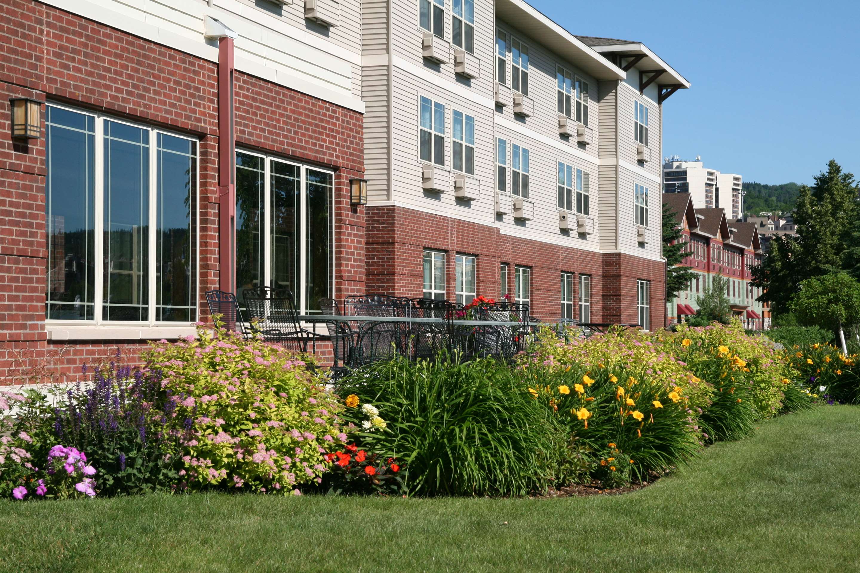 Exterior | Hampton Inn Duluth Canal Park