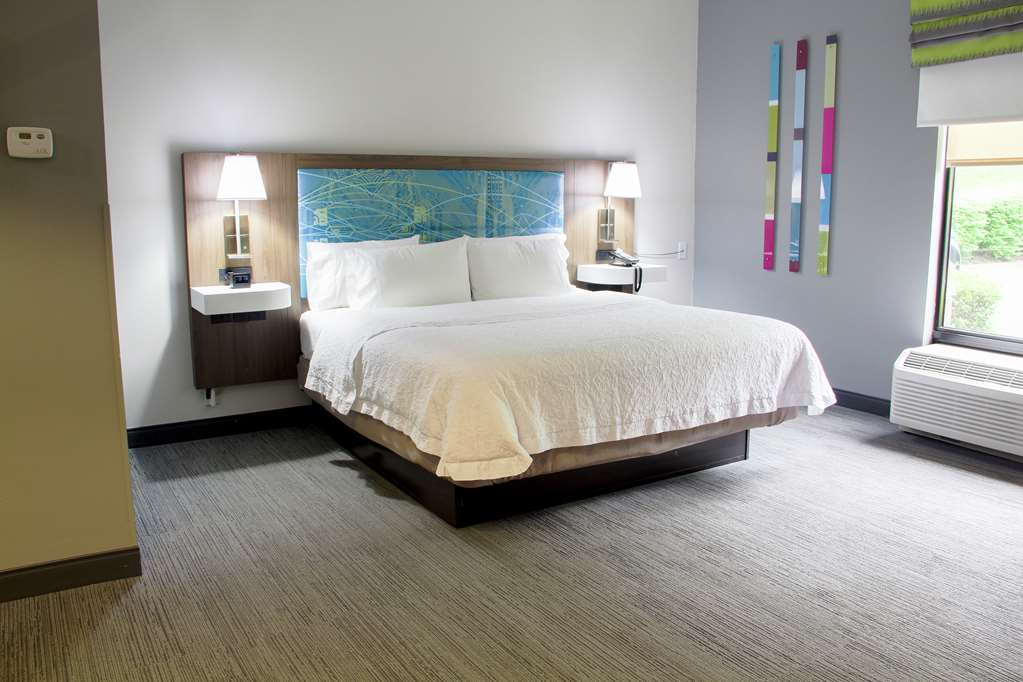 HAMPTON INN DANVILLE KY Room Type - 1KG MOB HEAR ACC RI-SHW NS