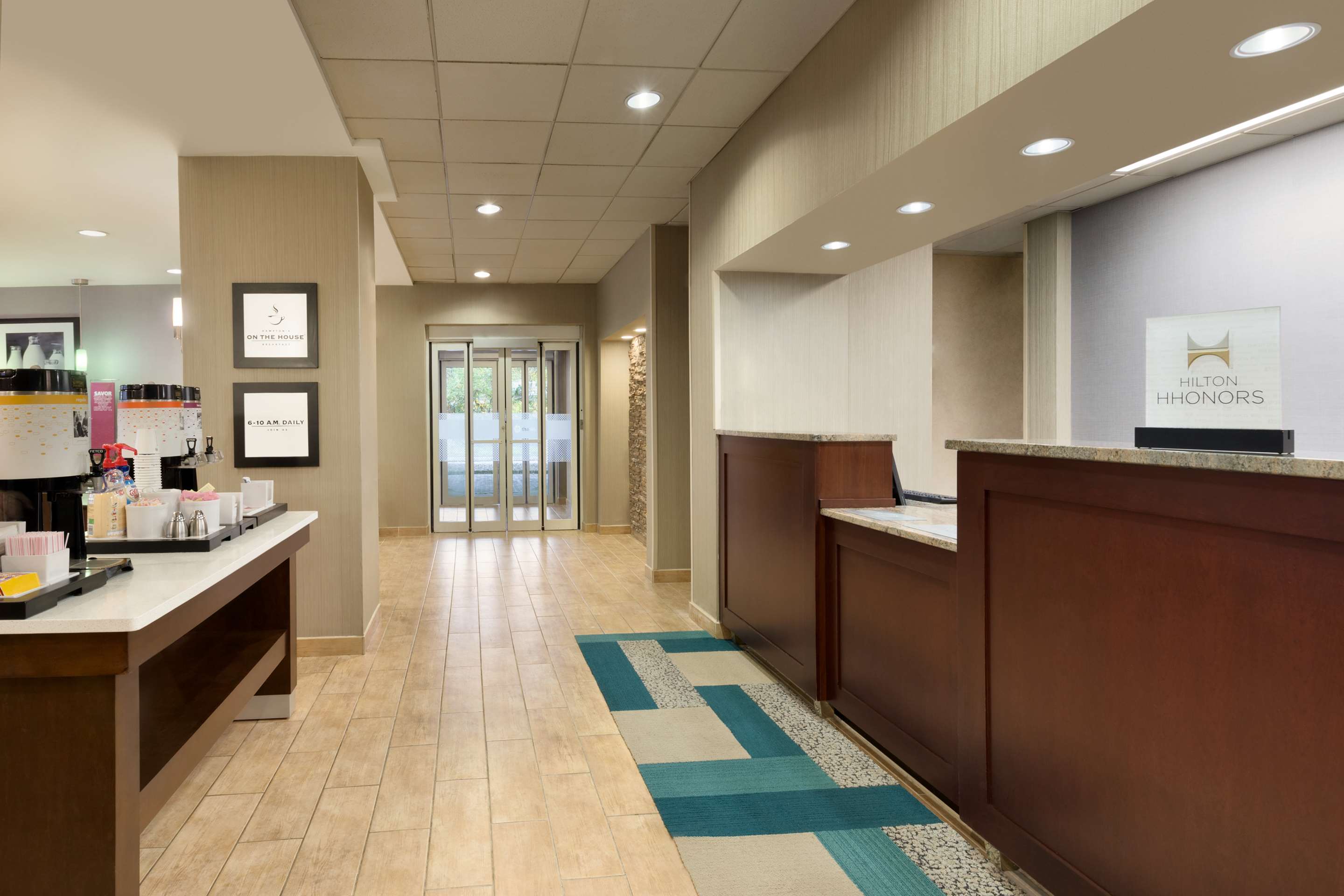 Reception | Hampton Inn Denville/Rockaway/Parsippany