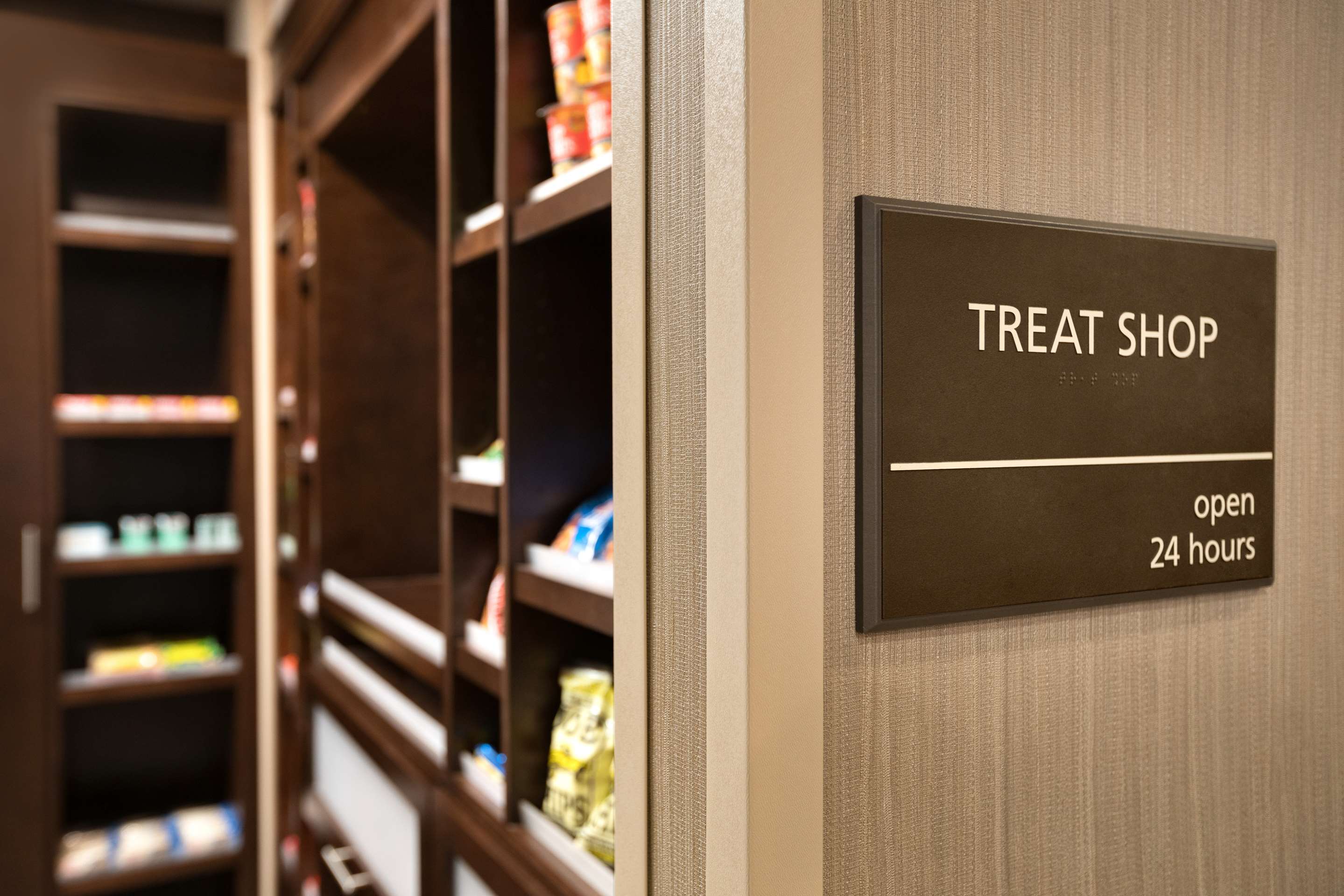 Restaurant | Hampton Inn Denville/Rockaway/Parsippany