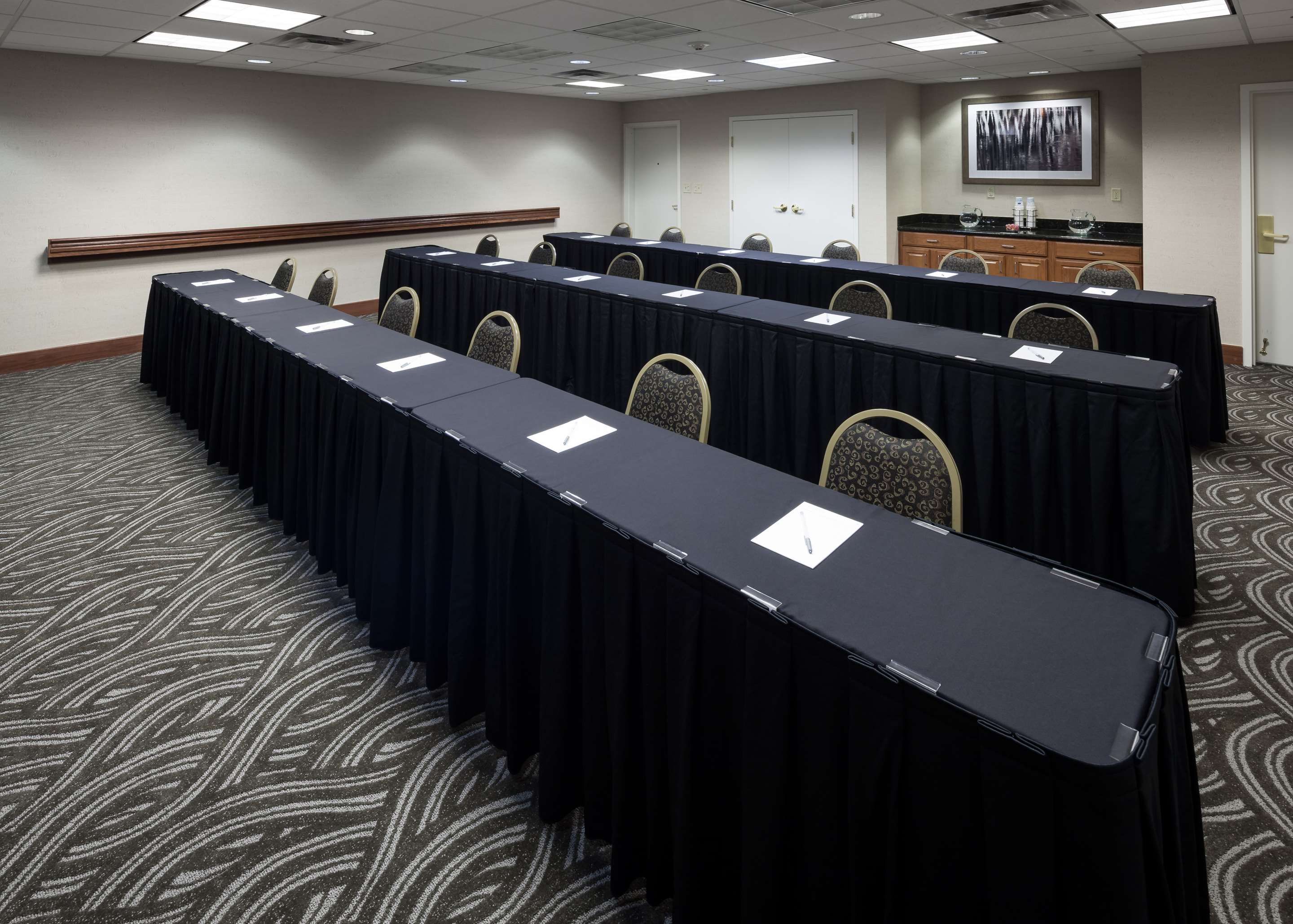 Meeting Room | Hampton Inn & Suites Davenport