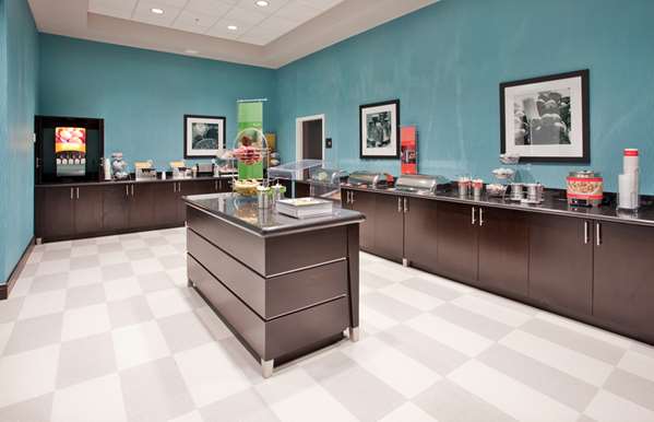 Restaurant - Hampton Inn Kearney