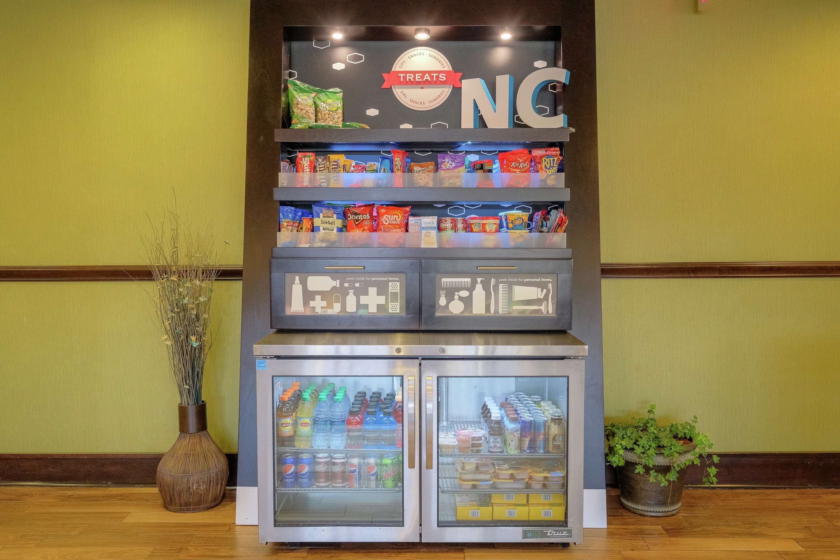 Restaurant | Hampton Inn Edenton