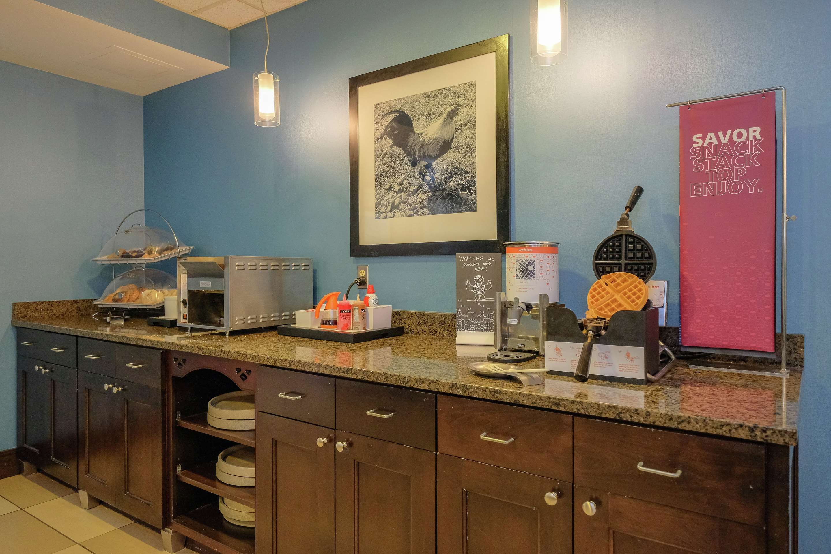 Restaurant | Hampton Inn Edenton