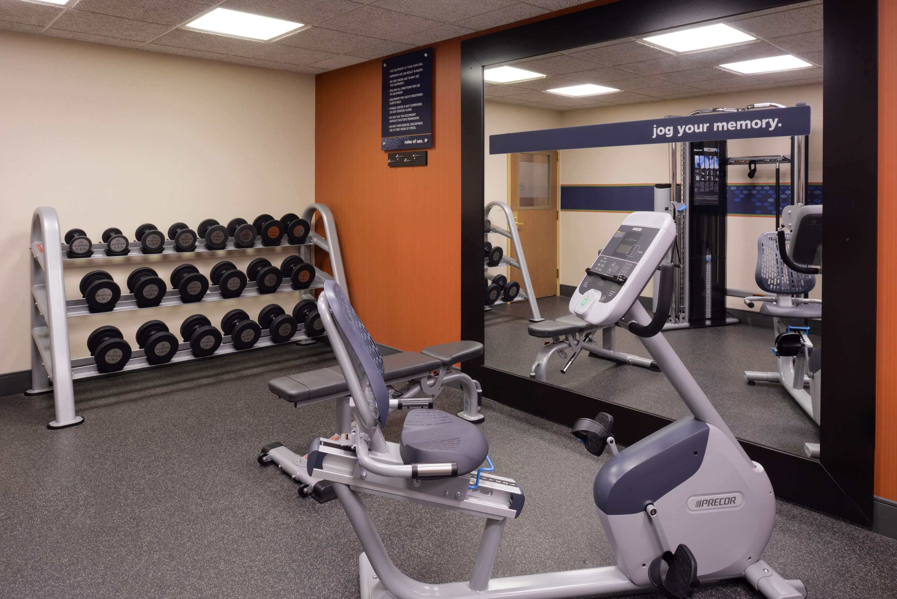 Health club fitness center gym | Hampton Inn Elkhart