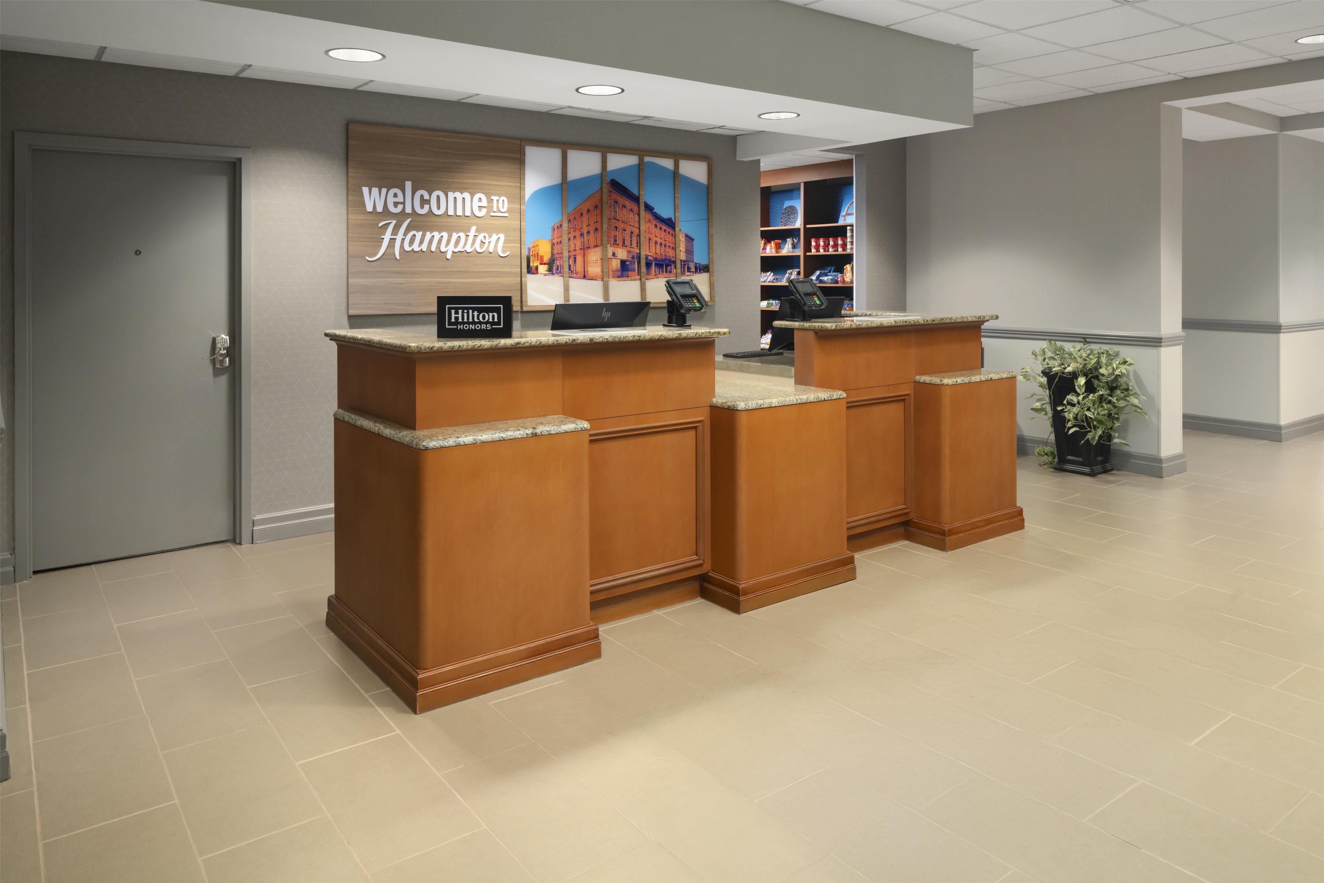 Reception | Hampton Inn Elmira/Horseheads