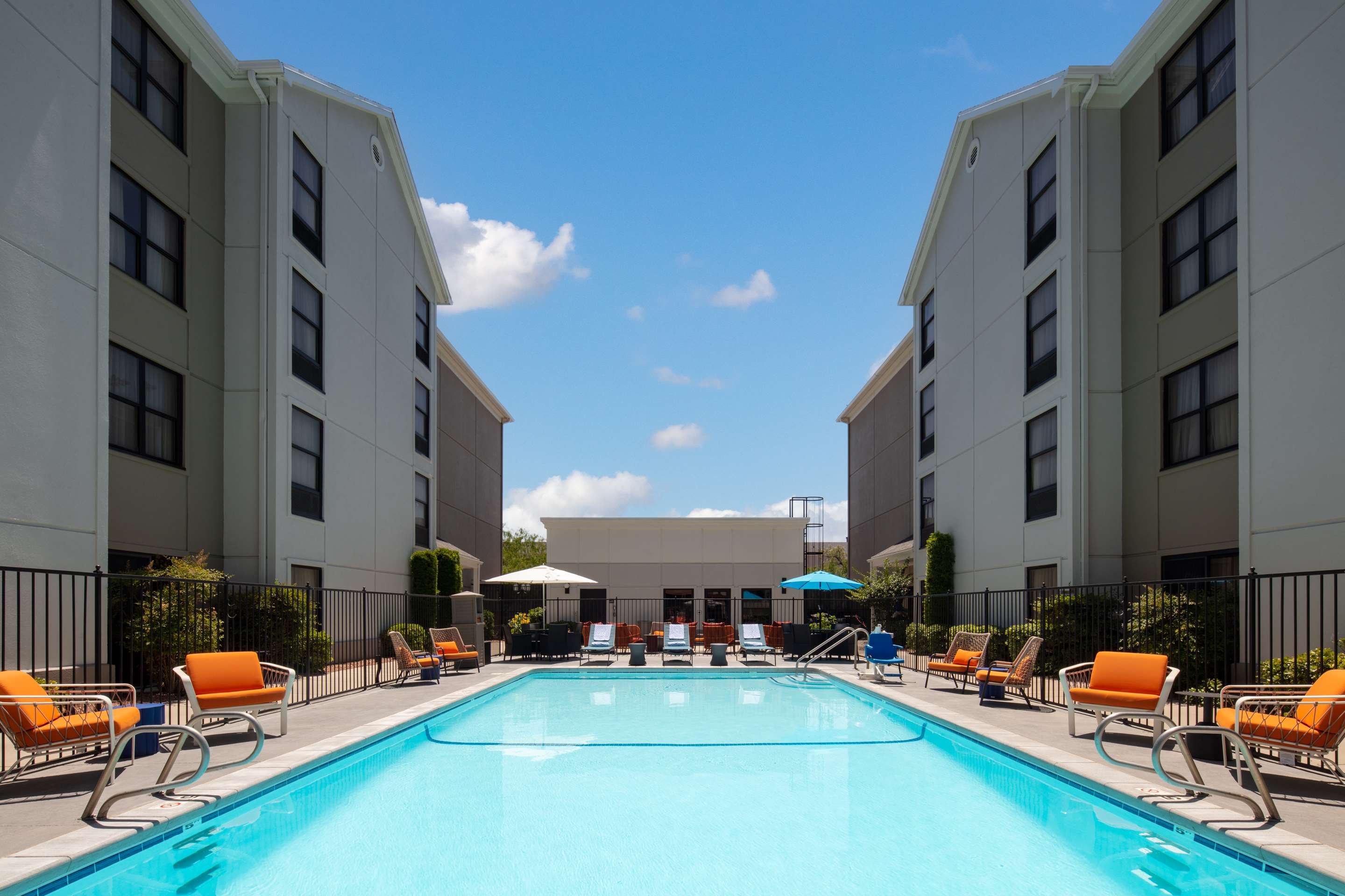 Pool | Hampton Inn & Suites El Paso-Airport