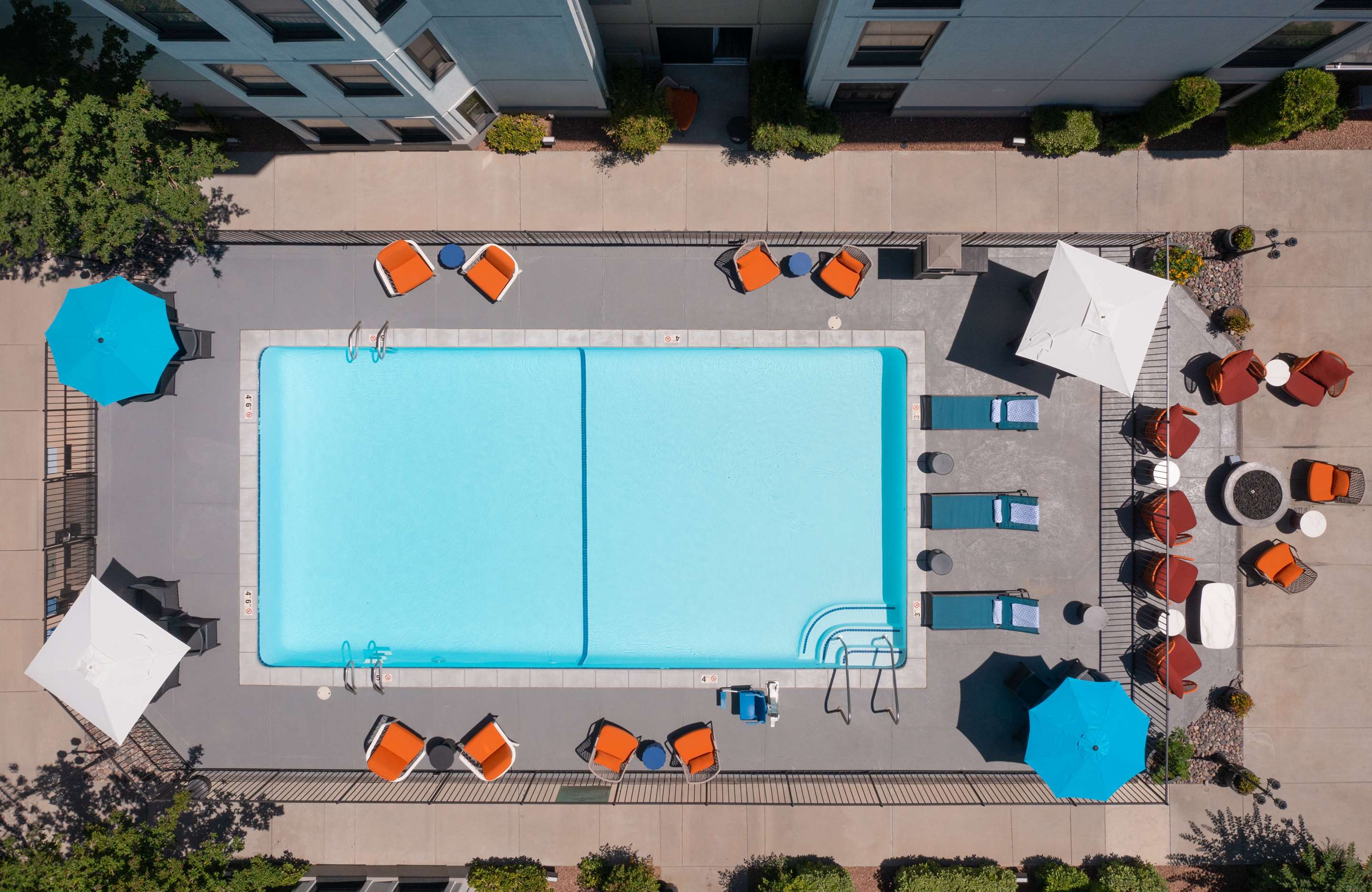Pool | Hampton Inn & Suites El Paso-Airport