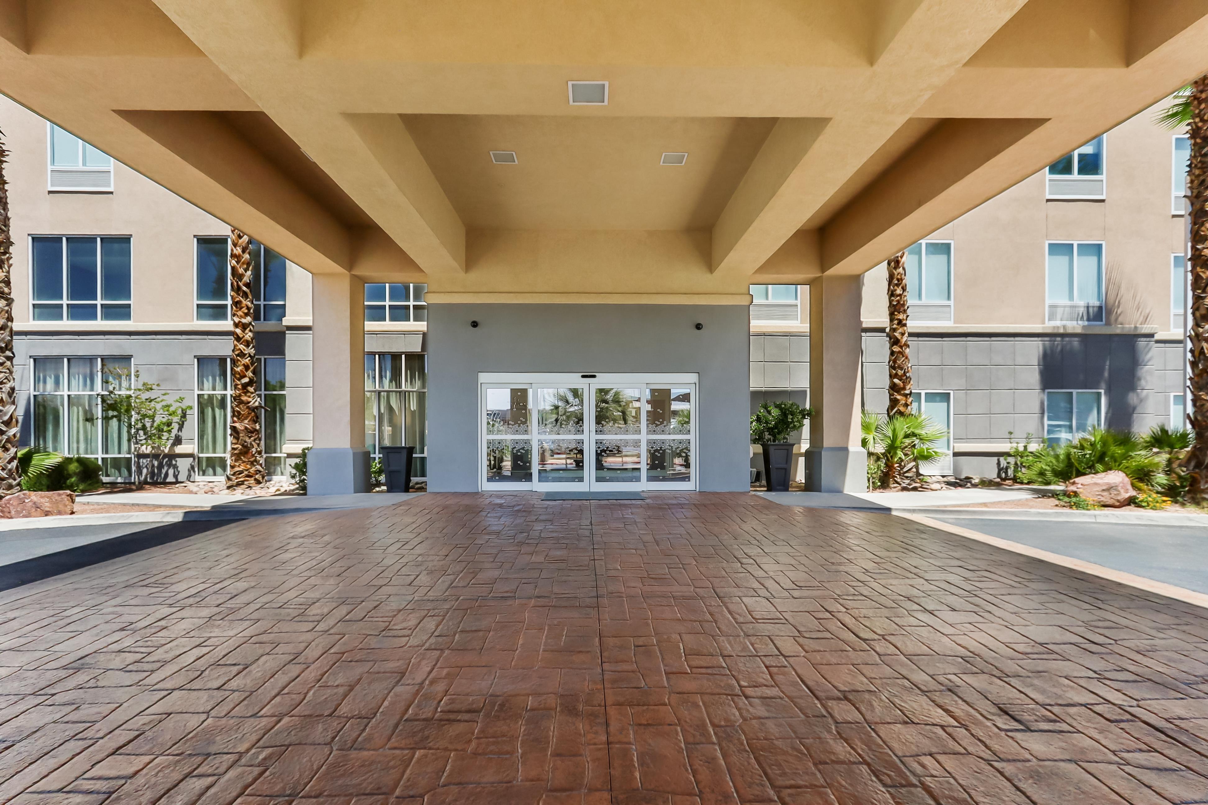 Exterior | Hampton Inn & Suites El Paso West
