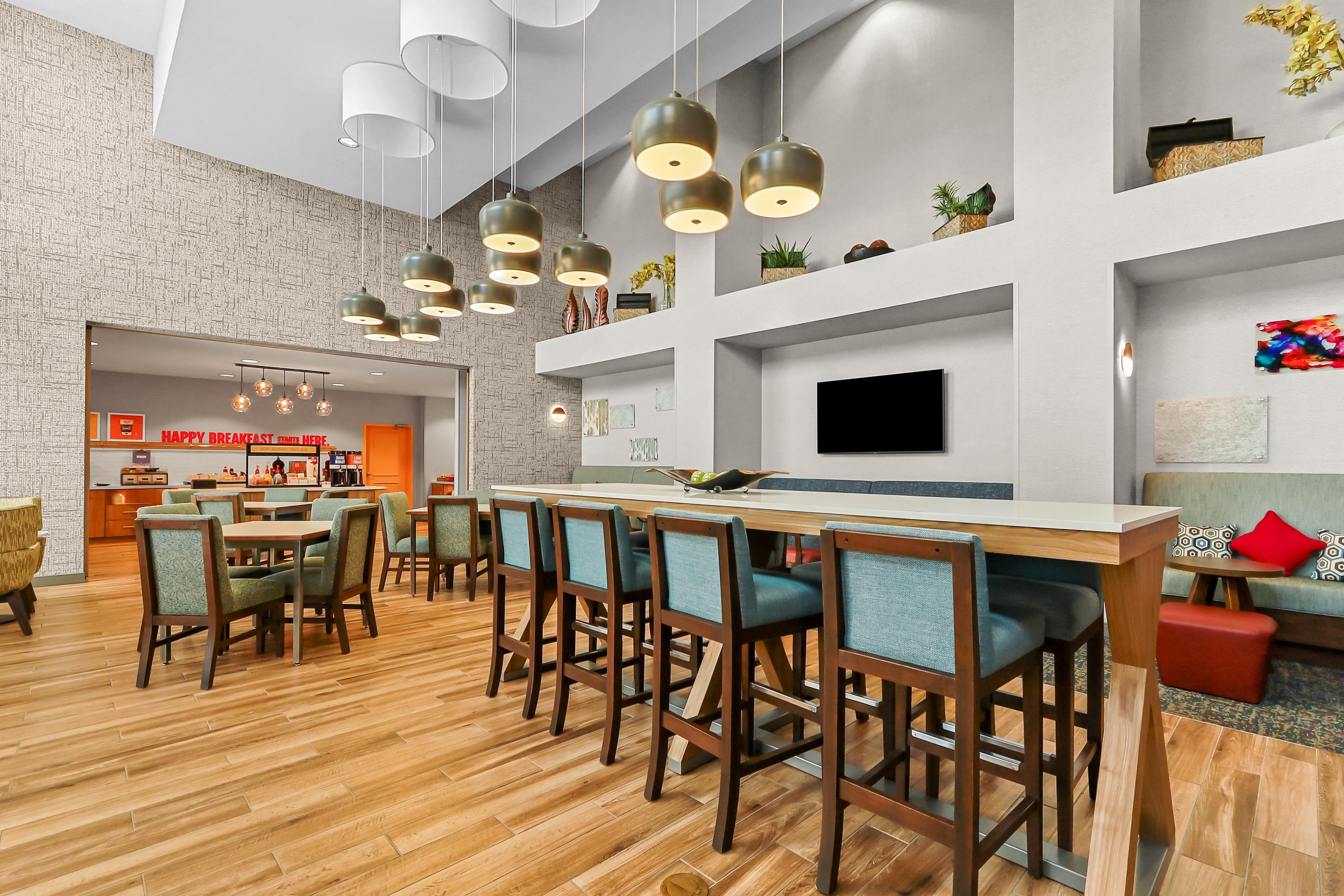 Lobby | Hampton Inn & Suites El Paso West