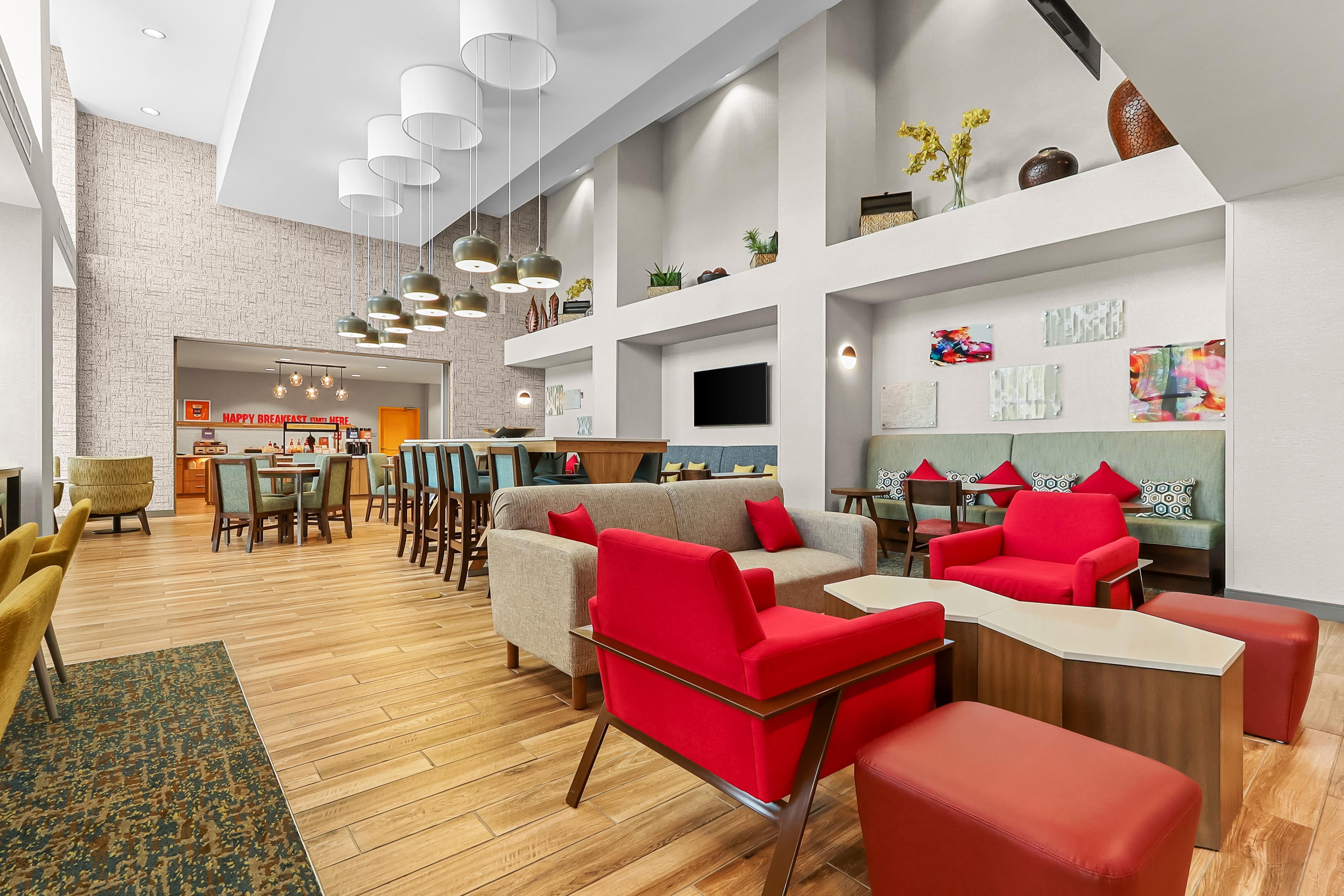 Lobby | Hampton Inn & Suites El Paso West