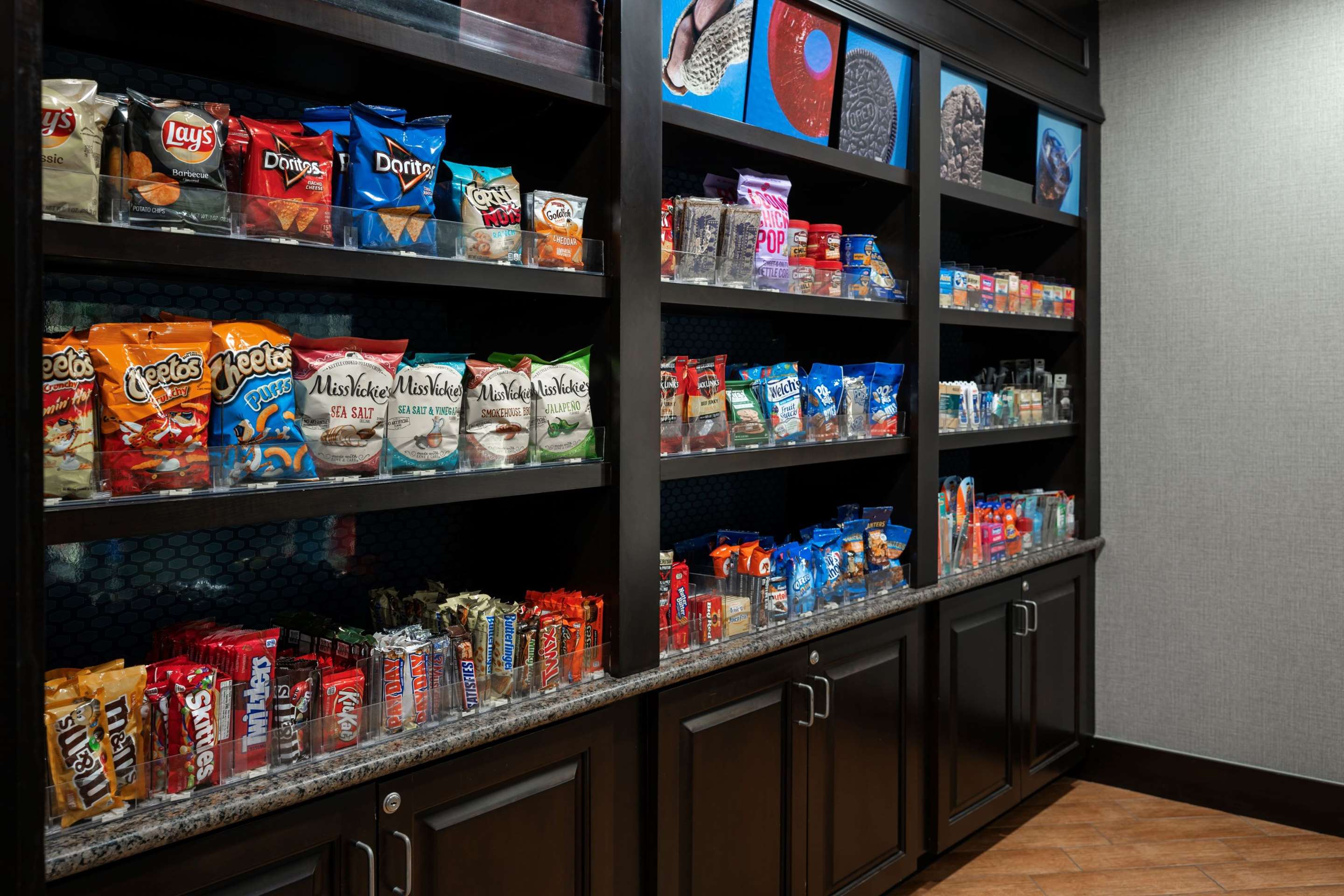 Restaurant | Hampton Inn Evansville/Airport