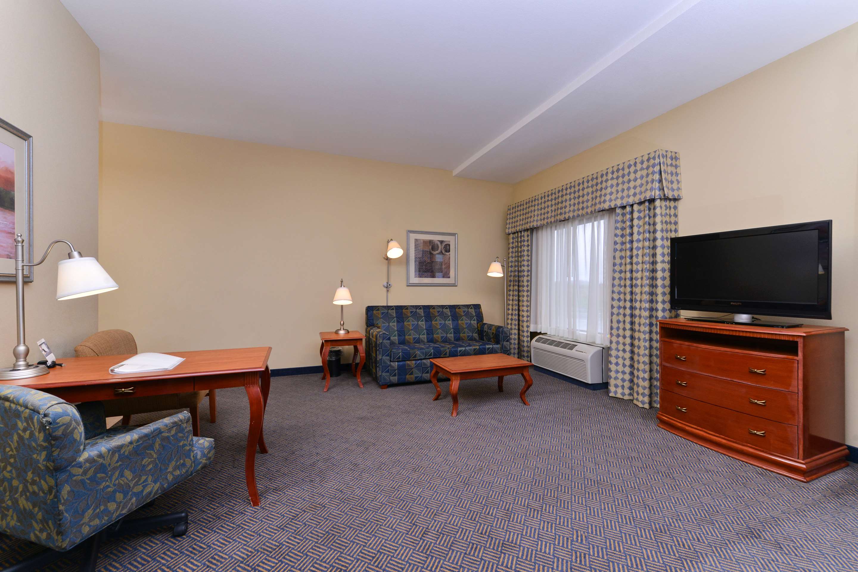 Guest room