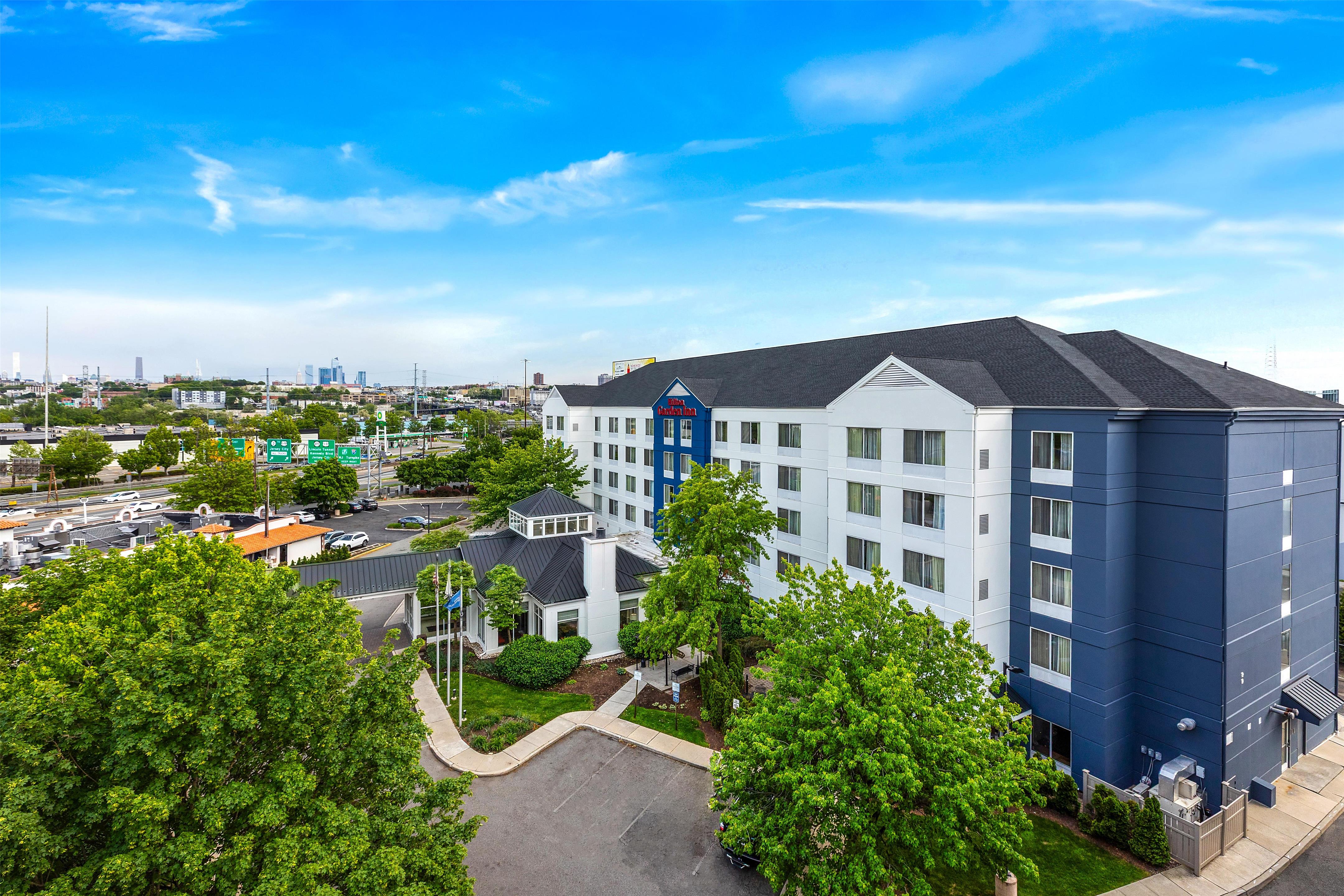 Exterior | Hilton Garden Inn Secaucus/Meadowlands