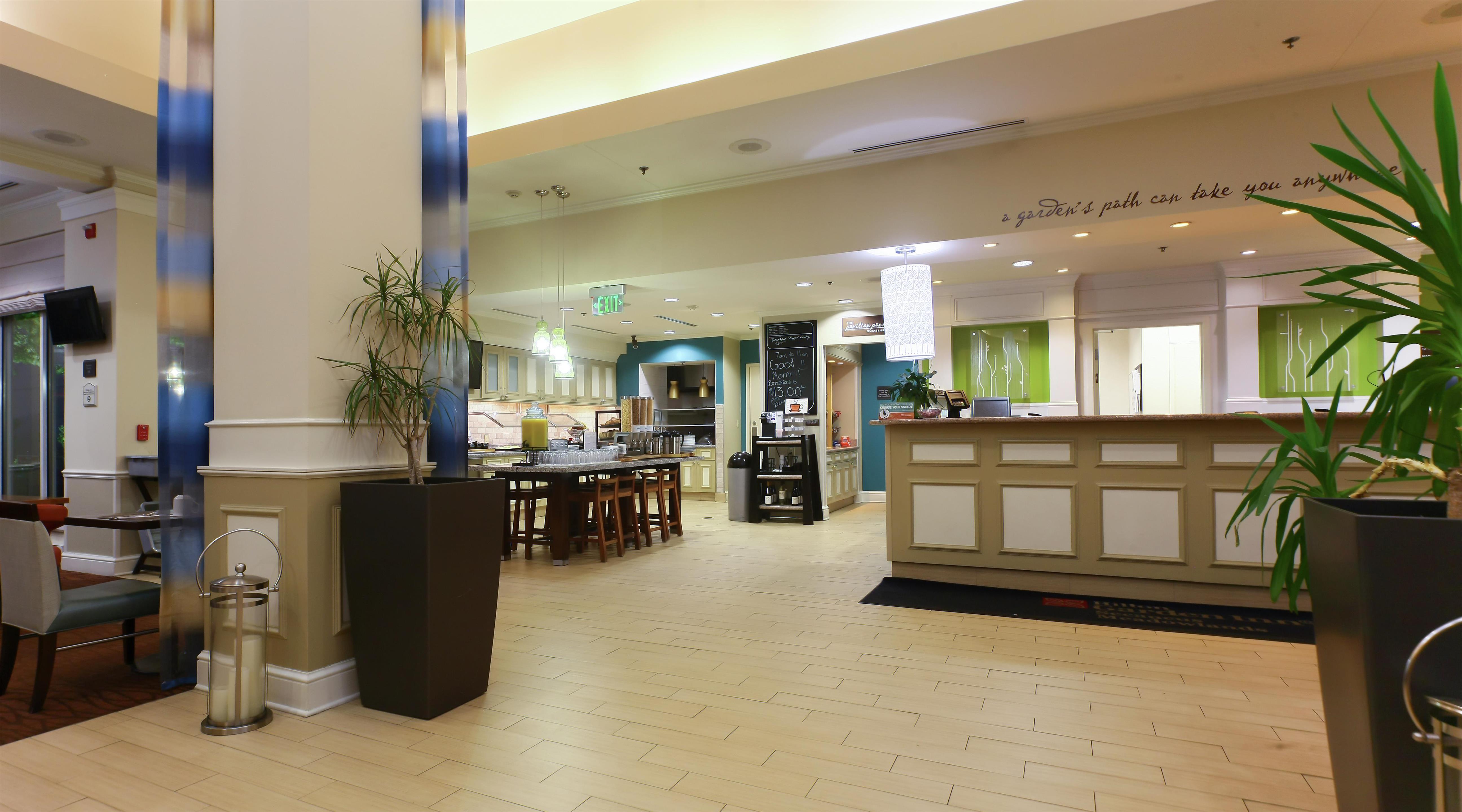 Reception | Hilton Garden Inn Secaucus/Meadowlands