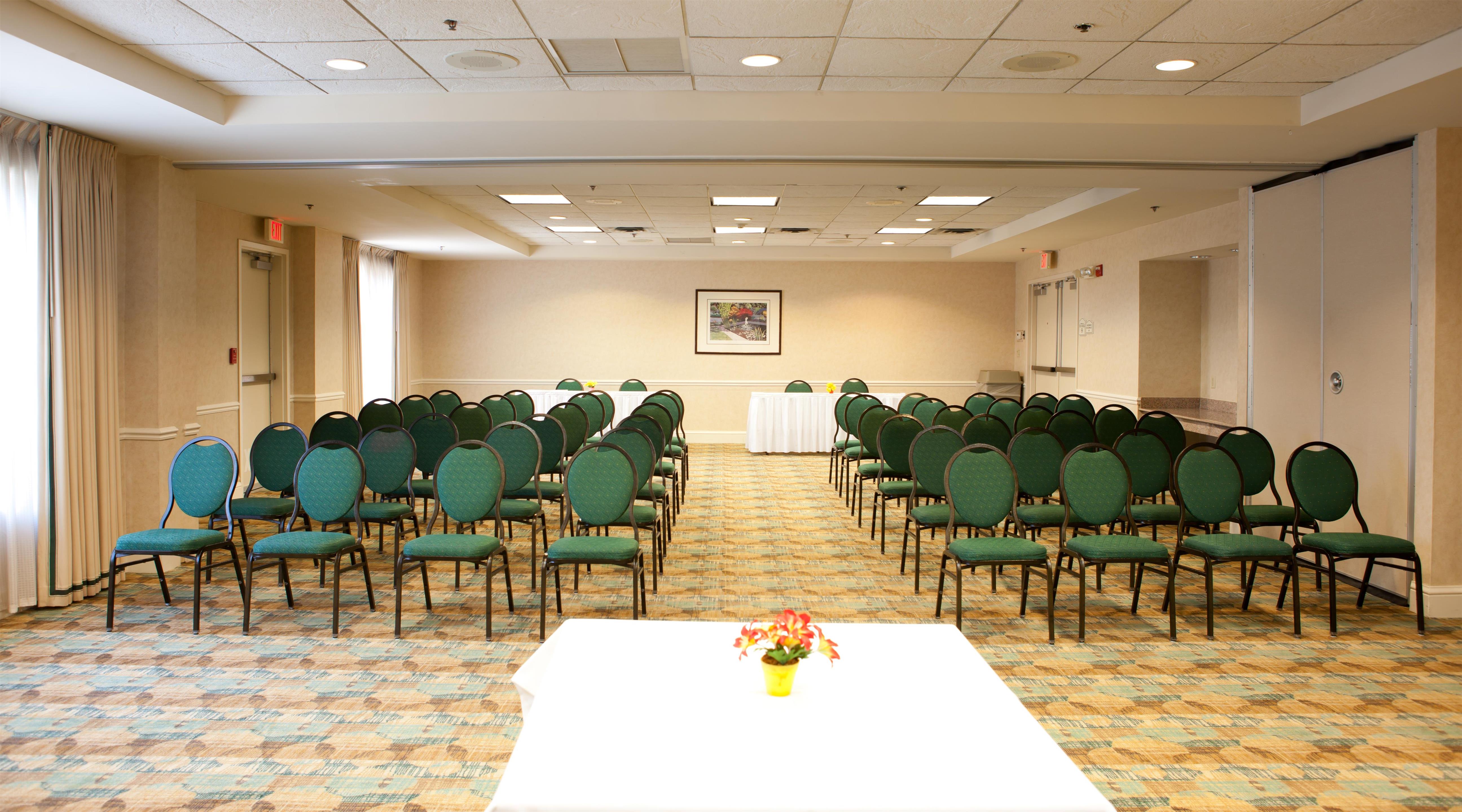 Meeting Room | Hilton Garden Inn Secaucus/Meadowlands